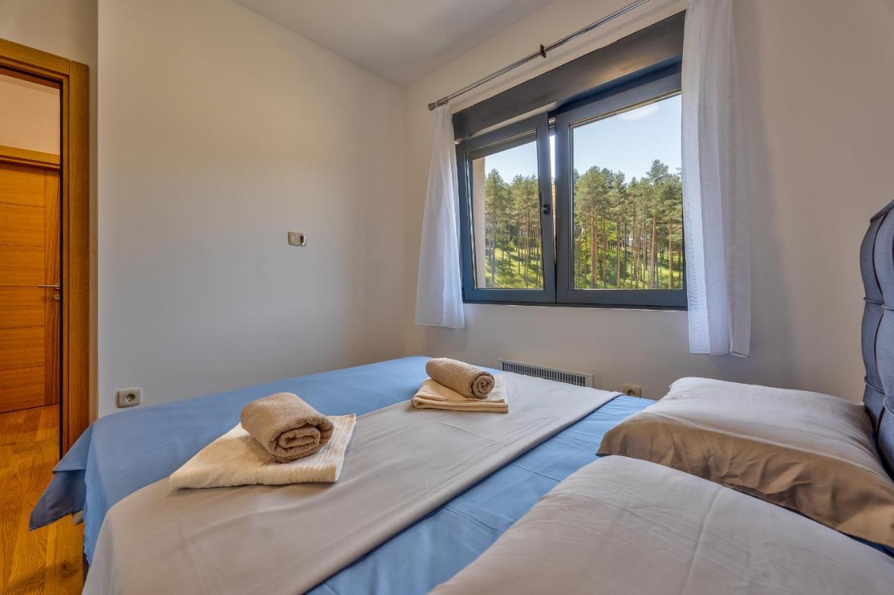 Vila Pekovic Green, Pine Trees View 2 Bedrooms Apartment Zlatibor Exterior photo